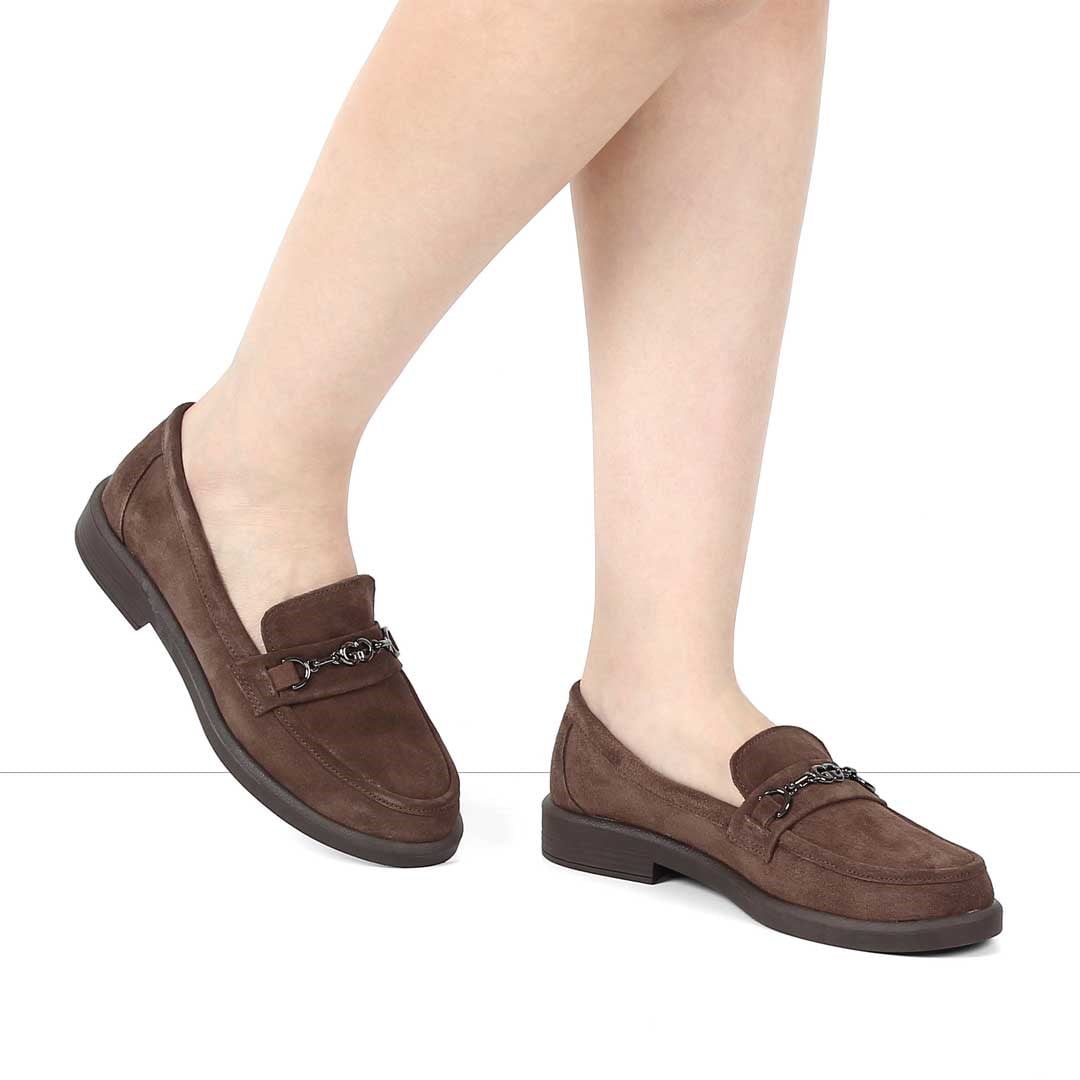 Kadın Kahverengi Tokalı Süet Deri Loafer