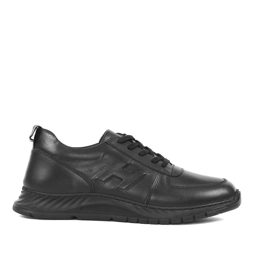 Kadın Siyah Bağcıklı Deri Sneaker