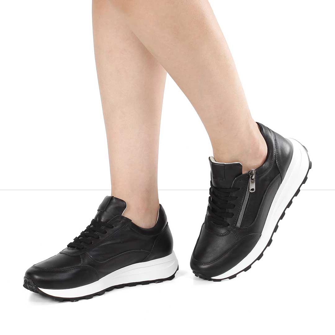 Kadın Siyah Bağcıklı Fermuarlı Deri Sneaker