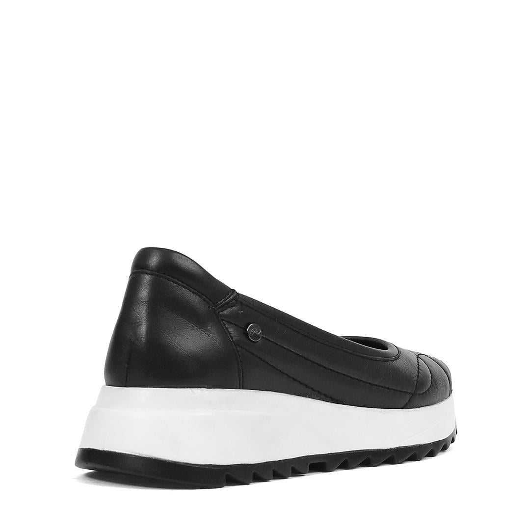 Kadın Siyah Dolgu Topuklu Deri Ayakkabı