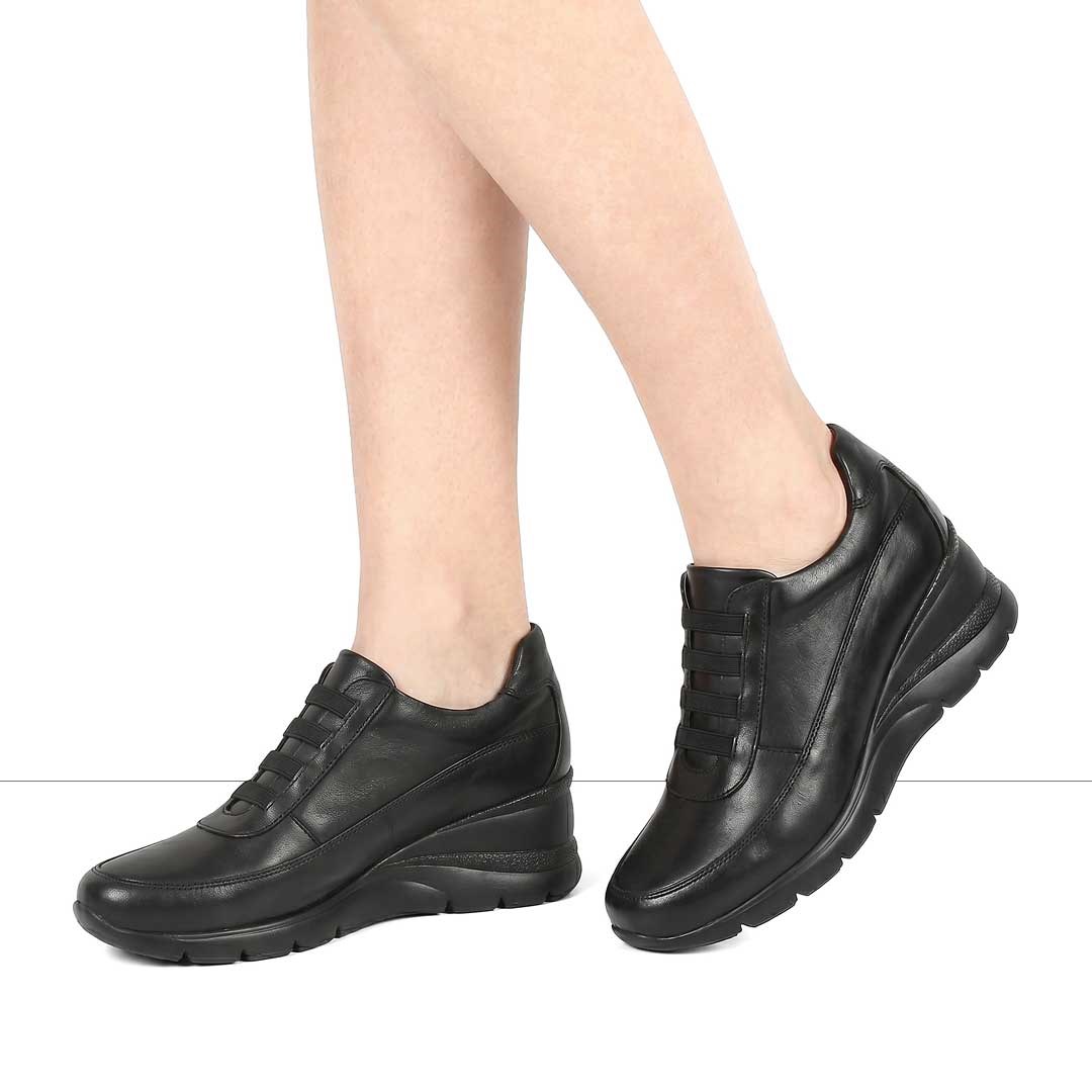 Kadın Siyah Dolgu Topuklu Deri Sneaker