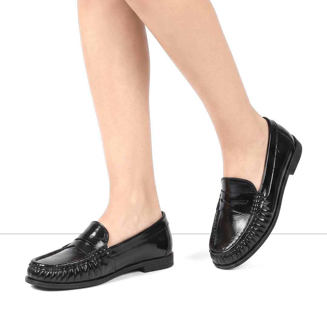 Kadın Siyah Rugan Deri Loafer