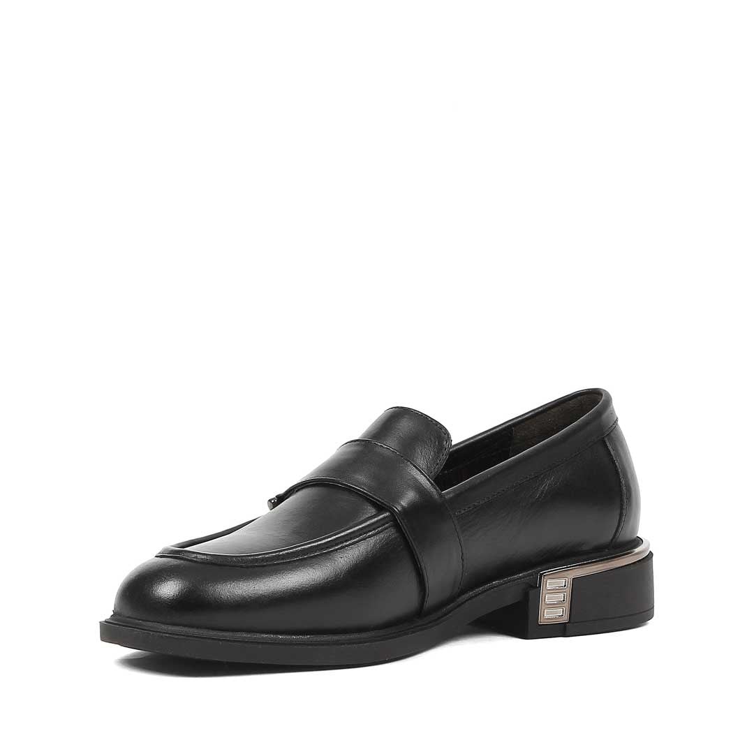 Kadın Siyah Tokalı Deri Loafer