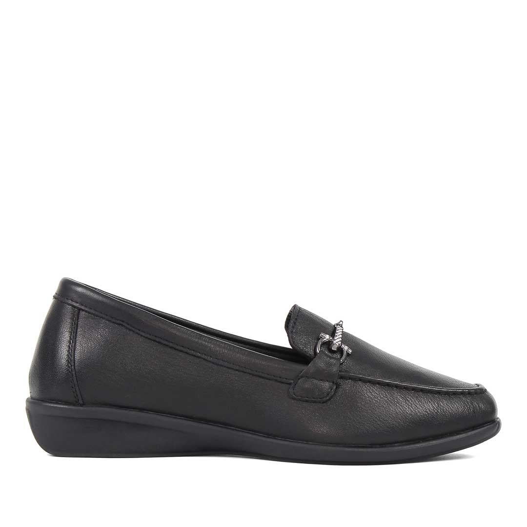 Kadın Siyah Tokalı Deri Loafer