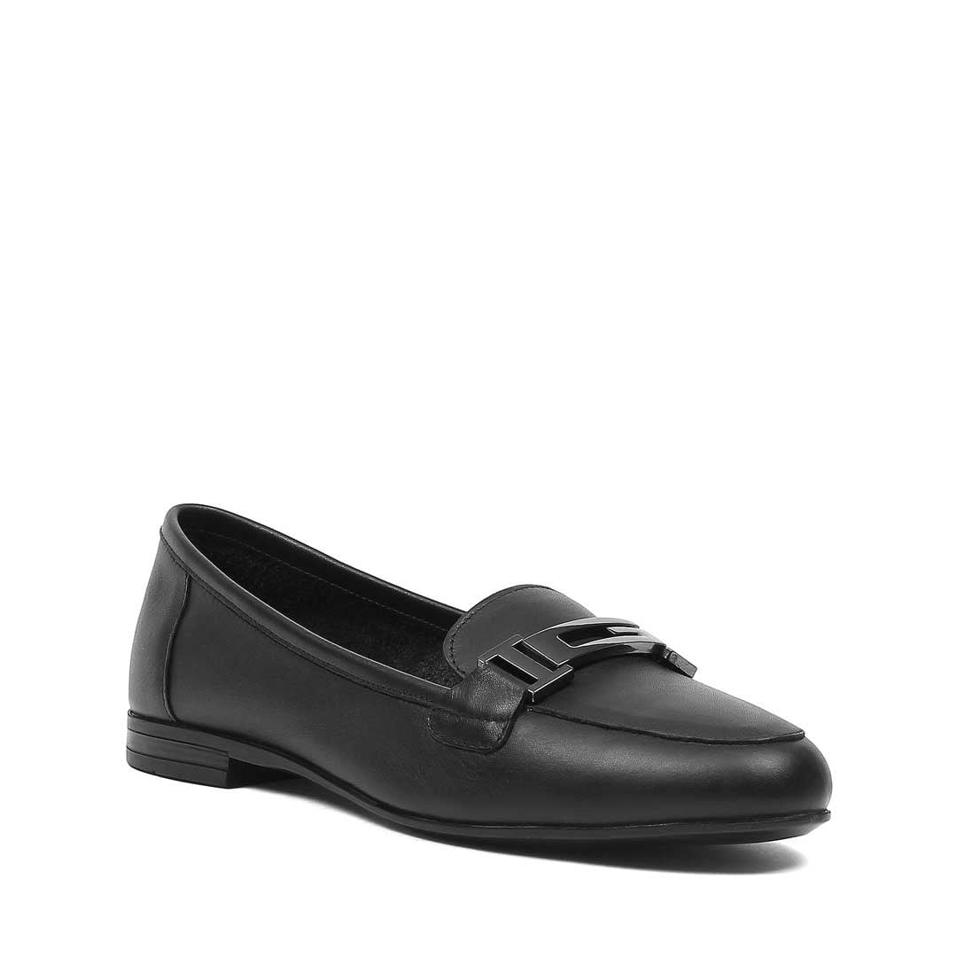 Kadın Siyah Tokalı Deri Loafer