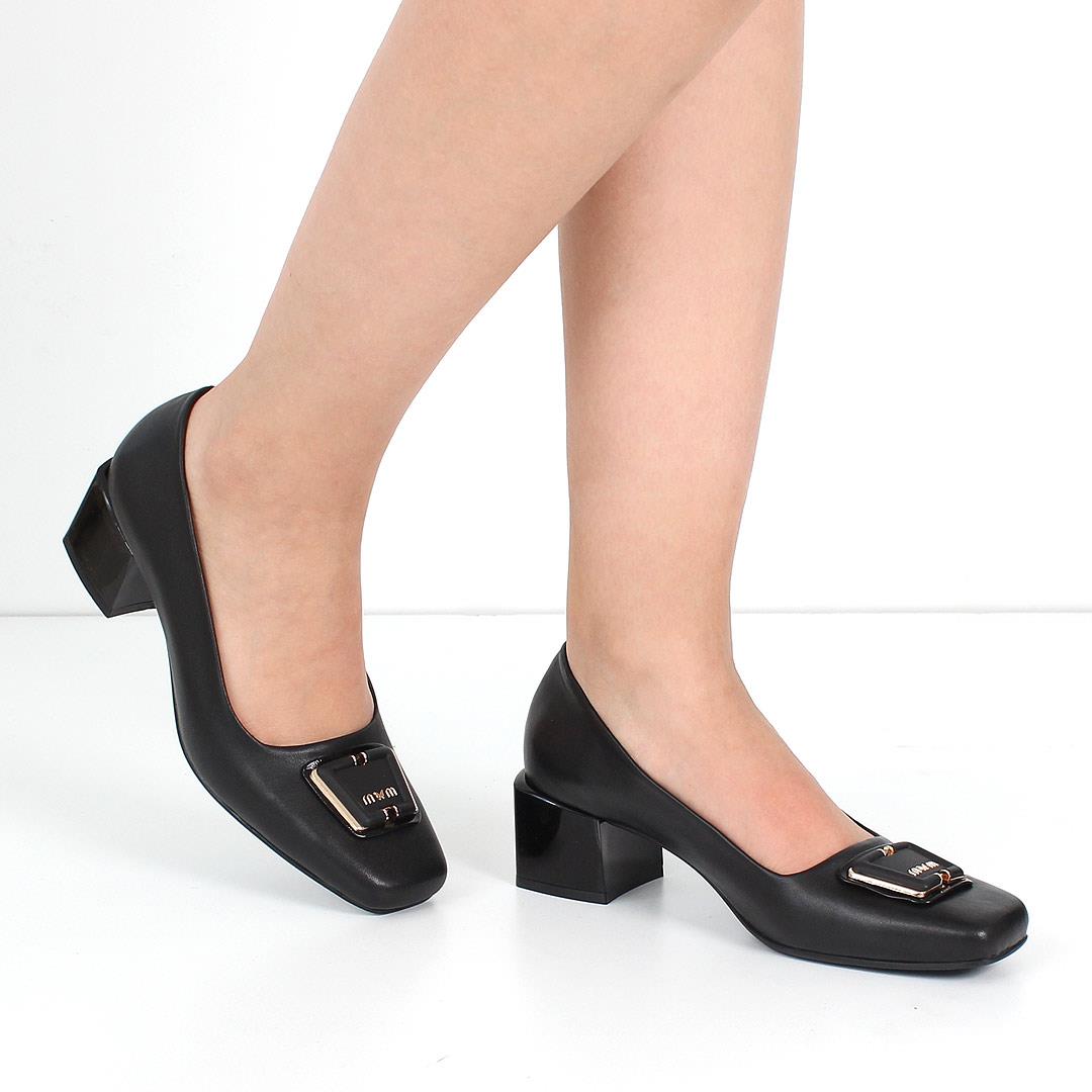 Kadın Siyah Tokalı Kalın Topuklu Deri Klasik Ayakkabı