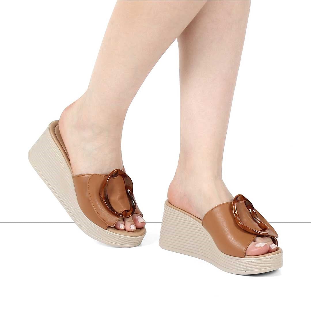 Kadın Taba Dolgu Topuklu Deri Terlik