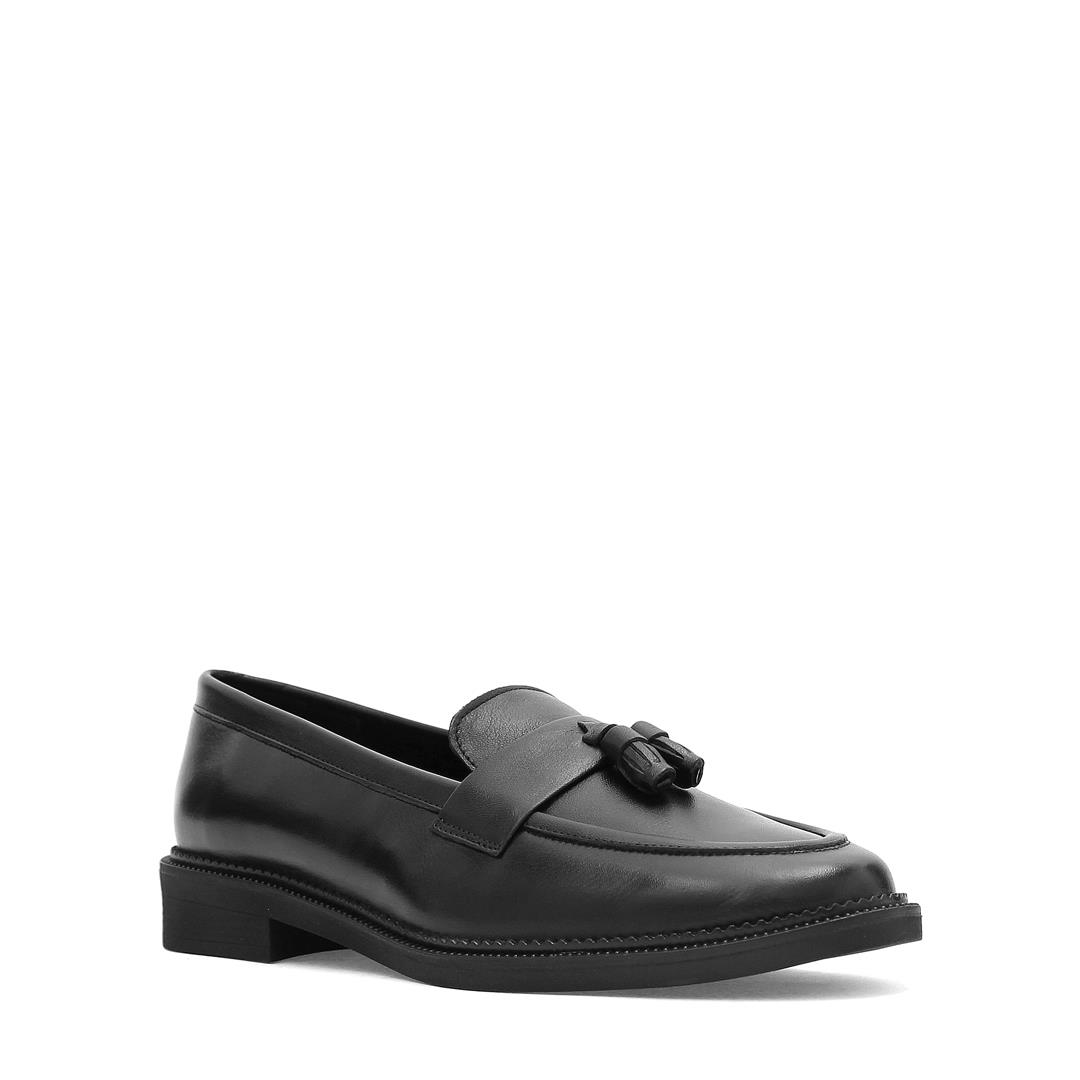 Kadın Siyah Püsküllü Deri Loafer