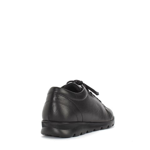 Kadın Siyah Bağcıklı Deri Ayakkabı