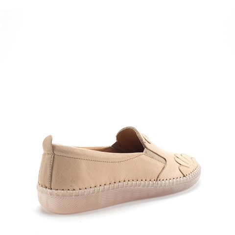 Kadın Bej Lastikli Çiçek Desenli Deri Ayakkabı