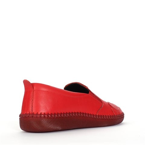 Kadın Kırmızı Lastikli Çiçek Desenli Deri Ayakkabı