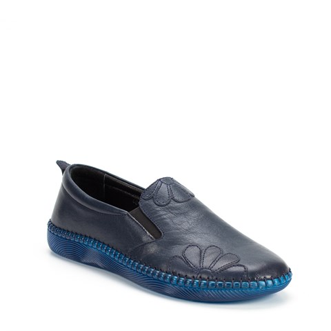 Kadın Lacivert Lastikli Çiçek Desenli Deri Ayakkabı