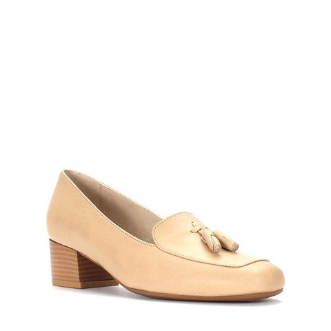 Kadın Krem Püsküllü Topuklu Deri Klasik Ayakkabı