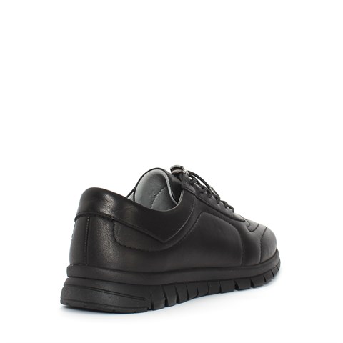 Kadın Siyah Bağcıklı Dikiş Detaylı Deri Ayakkabı