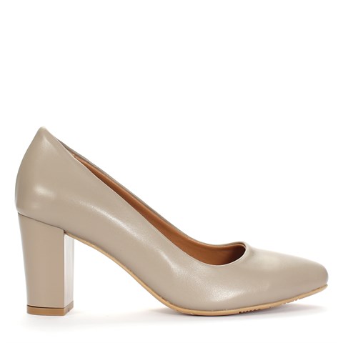 Kadın Bej Topuklu Deri Klasik Ayakkabı