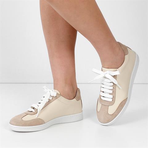 Kadın Bej Bağcıklı Süet Deri Ayakkabı