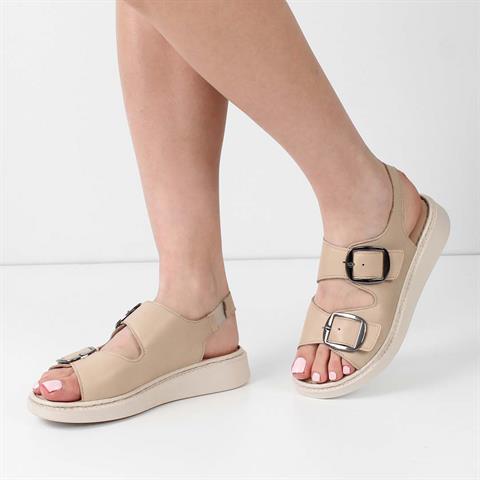 Kadın Bej Çift Tokalı Deri Sandalet
