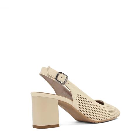 Kadın Bej Bilekten Bantlı Deri Klasik Ayakkabı