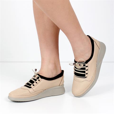 Kadın Bej Bağcıklı Dolgu Topuklu Deri Ayakkabı