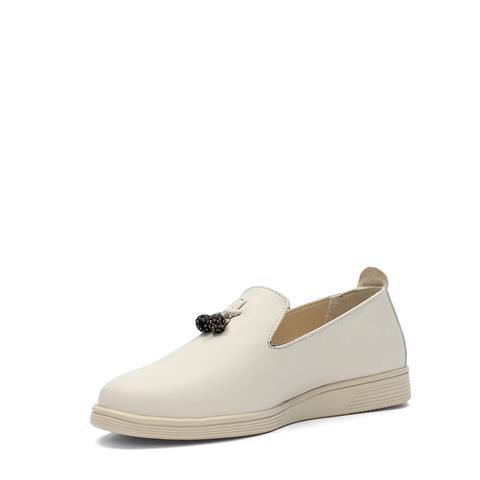 Kadın Bej Taşlı Püsküllü Deri Ayakkabı