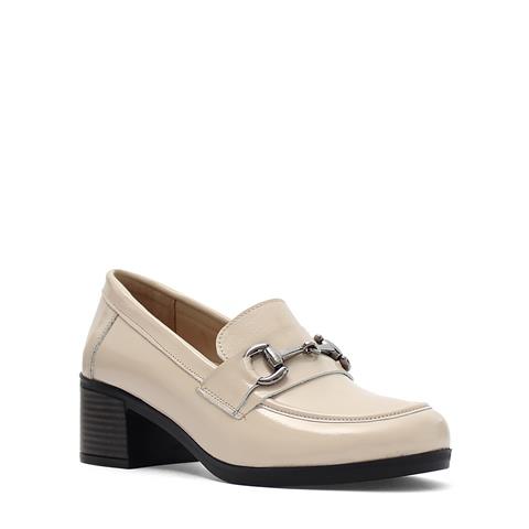 Kadın Bej Tokalı Rugan Deri Klasik Ayakkabı