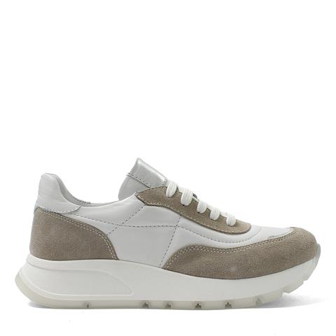 Kadın Beyaz Bej Bağcıklı Kalın Tabanlı Deri Sneaker