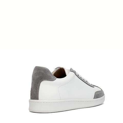 Kadın Beyaz Bağcıklı Süet Deri Ayakkabı