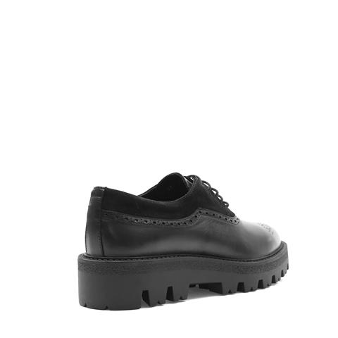 Erkek Siyah Bağcıklı Kalın Tabanlı Deri Günlük Ayakkabı