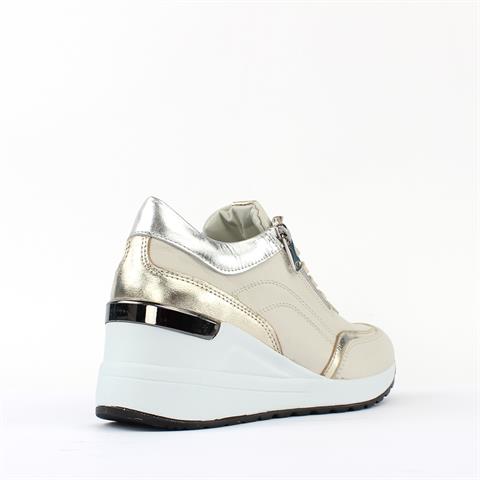 Kadın Bej Bağcıklı Parlak Deri Sneaker