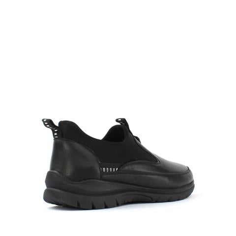 Kadın Siyah Tokalı Deri Ayakkabı