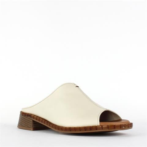 Kadın Bej Önü Açık Topuklu Deri Terlik