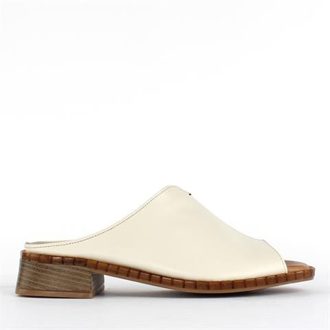 Kadın Bej Önü Açık Topuklu Deri Terlik