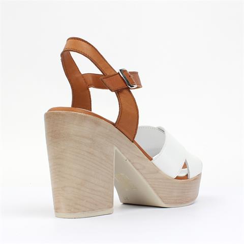 Kadın Beyaz Bilekten Bantlı Topuklu Deri Sandalet