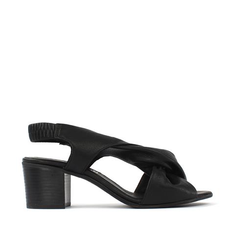 Kadın Siyah Arkası Lastikli Topuklu Deri Sandalet