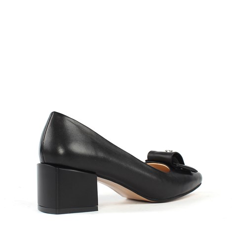 Kadın Siyah Tokalı Topuklu Deri Klasik Ayakkabı