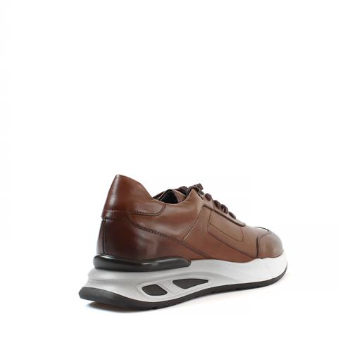 Erkek Kahverengi Bağcıklı Kalın Tabanlı Deri Sneaker