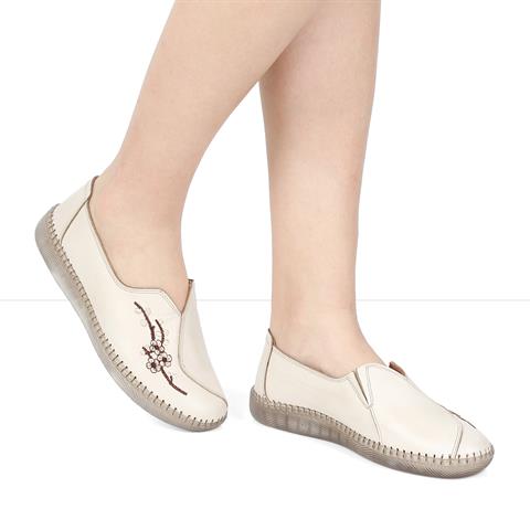 Kadın Bej Çiçek Detaylı Deri Ayakkabı