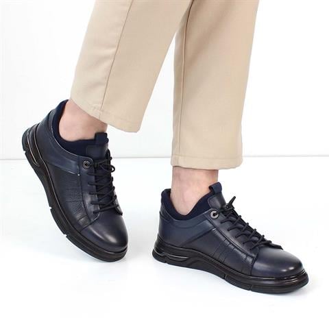 Erkek Lacivert Bağcıklı Kalın Tabanlı Deri Sneaker
