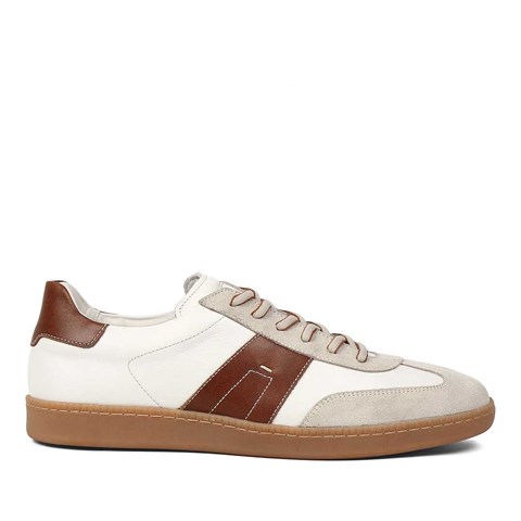 Celal Gültekin Erkek Bej Bağcıklı Süet Deri Sneaker