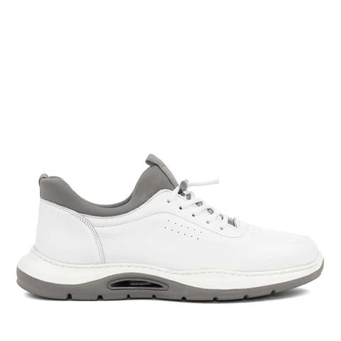Erkek Beyaz Bağcıklı Kalın Tabanlı Deri Sneaker
