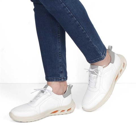 Erkek Beyaz Bağcıklı Kalın Tabanlı Deri Sneaker