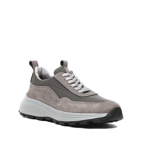Erkek Gri Kalın Tabanlı Nubuk Deri Sneaker