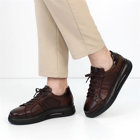 Erkek Kahverengi Bağcıklı Kalın Tabanlı Deri Sneaker