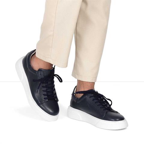 Erkek Lacivert Bağcıklı Kalın Tabanlı Deri Sneaker