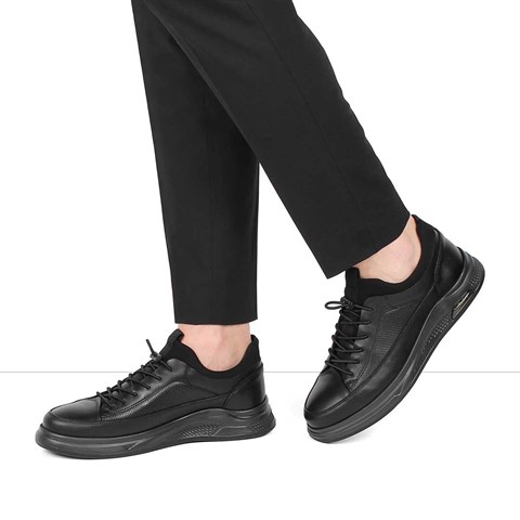 Erkek Siyah Bağcıklı Kalın Tabanlı Deri Sneaker