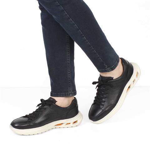 Erkek Siyah Bağcıklı Kalın Tabanlı Deri Sneaker