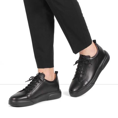 Erkek Siyah Bağcıklı Kalın Tabanlı Deri Sneaker