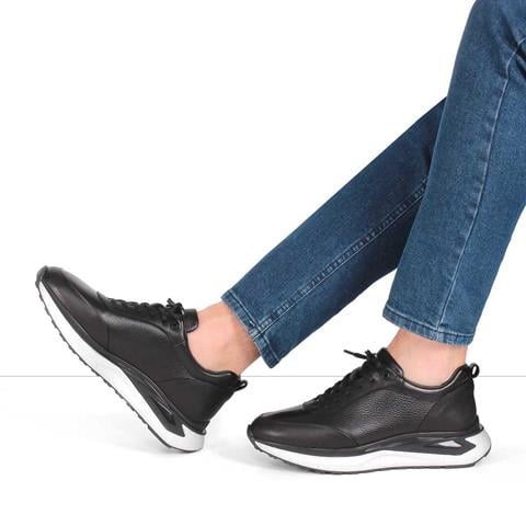 Erkek Siyah Bağcıklı Kalın Tabanlı Deri Sneaker