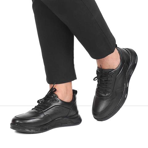 Erkek Siyah Bağcıklı Kalın Tabanlı Deri Sneaker