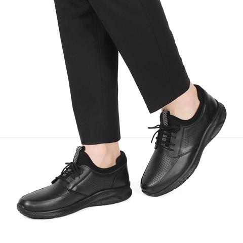 Erkek Siyah Bağcıklı Kalın Tabanlı Deri Günlük Ayakkabı